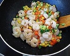 圖片[7]-【三色蝦仁】做法步驟圖 孩子常吃長高個 抵抗力好-起舞食譜網