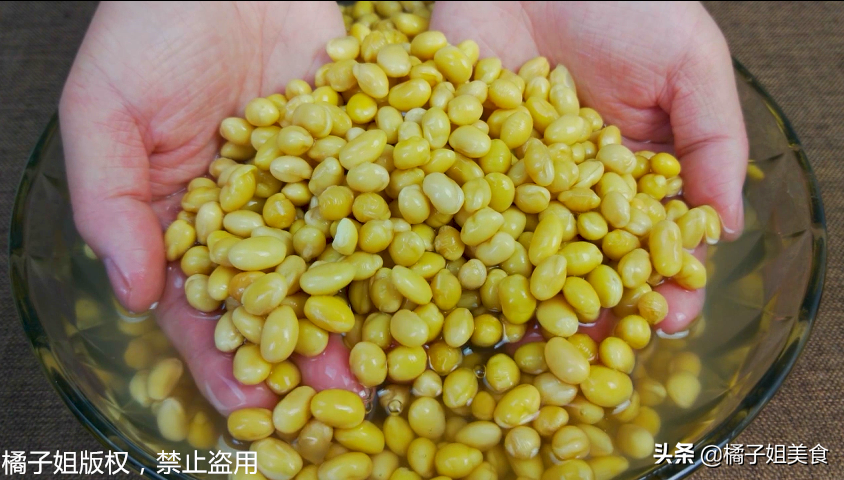 圖片[2]-【黃豆紅糖糯米餅】做法步驟圖 非常美味 吃一次就會(huì)喜歡上-起舞食譜網(wǎng)