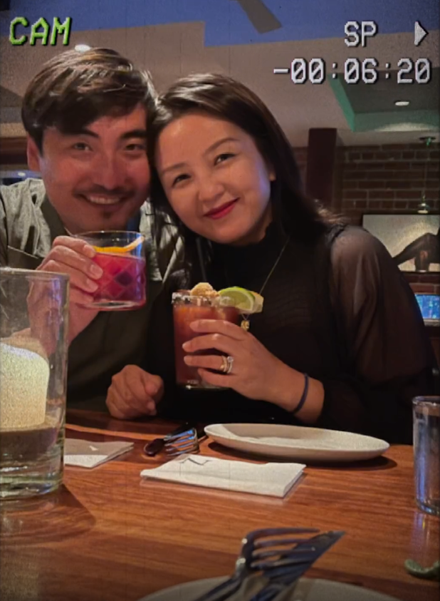 何洁老公是谁，歌手何洁老公是谁（何洁晒一家五口海边度假视频）