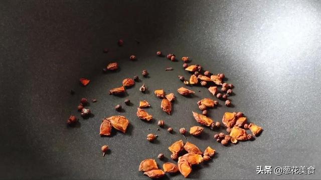 蒜苔怎么保存不易坏，蒜苔好保存吗（腌蒜苔的正宗做法和配方）