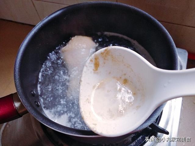 清补凉田鸡汤的做法，乌鸡清补凉汤做法大全（春天试试这样煲鸡汤）