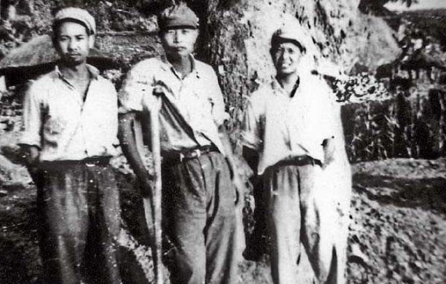 王夫之简介，王夫之简介及思想（开国少将被活埋38个小时）