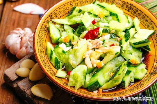 厨师炒菜放盐口诀，厨师配菜口诀（还是最后放盐）