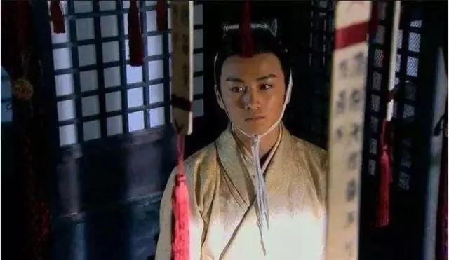 和秦始皇有关的姓氏有哪些姓，这4个姓氏很有可能是秦始皇的直系子孙