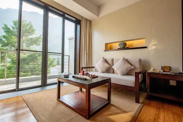 黄山温泉度假酒店，哪个地方温泉度假村比较好玩（不可错过的宝藏级奇景）