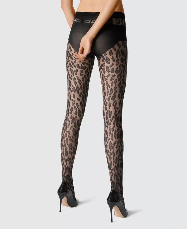 绫是什么丝袜品牌，绫家丝袜款式区别（把丝袜穿好是每个女人的基本功）