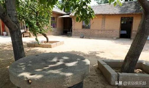 轩的意思是什么，轩字取名的寓意是什么（俗语：“门朝南子不寒）