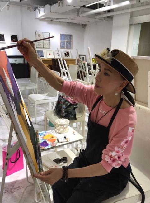 陈莎莉有几个儿女，72岁陈莎莉曾被骗光养老金