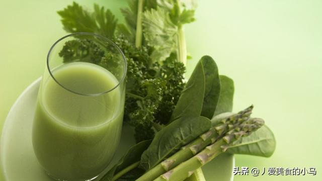 芹菜叶子为什么要摘掉，芹菜需要摘掉叶子吗（为了自身健康了解一下）