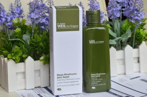 冰肌水和爽肤水一样吗，冰肤水和爽肤水的区别（什么品牌的爽肤水更温和补水）