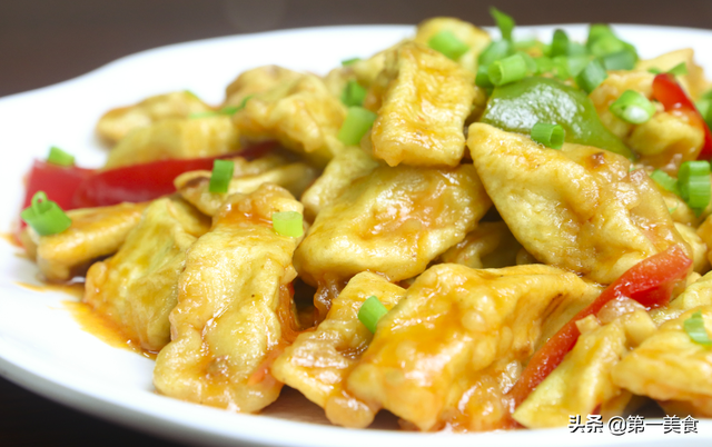 河南面糊茄子做法，色泽好看酸鲜香嫩的河南烧茄子