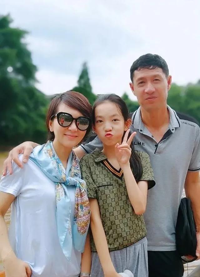 内地天后级女歌手，内地天后是谁（90年代内地天后落差好大）