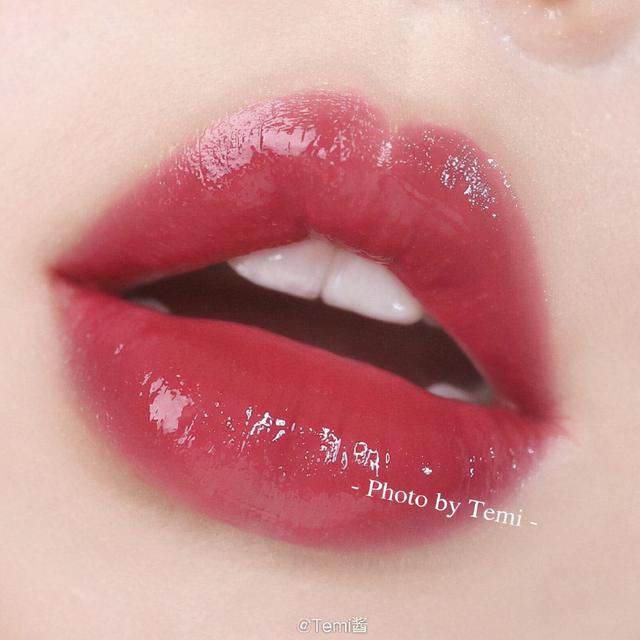 mac口红的热门颜色有什么呢，mac的经典口红色是什么颜色（MAC今年最受欢迎的4个色号）