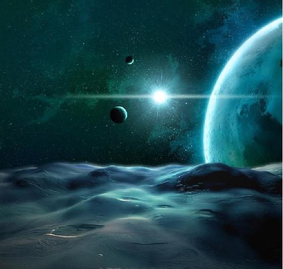 钻石的密度，钻石的密度比水晶的密度大（天王星和海王星的逆天功能）