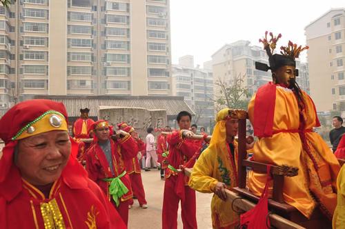打饼子是啥意思，打饼子是什么意思（充满童趣的“打饼子”）