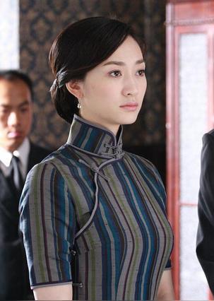 “爱你爱到自己快要发狂，结果在你眼里还是过客”，你让我爱的发狂（《来不及说我爱你》慕容沣和尹静琬图片）