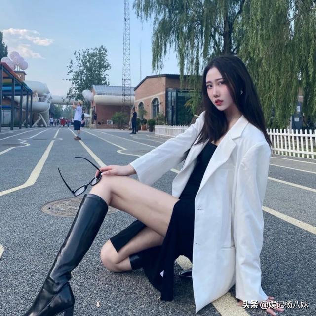 吴亦凡历届女友遭扒，从小G娜到都美竹，他的审美还分阶段性