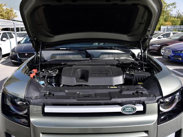 路虎揽胜图片大全大图，现代揽胜报价及图片（6缸增压+四驱豪华SUV）