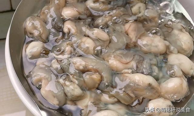 海蛎煎蛋怎么做，海蛎煎蛋的做法家常（看看福建大姐是怎么做的）