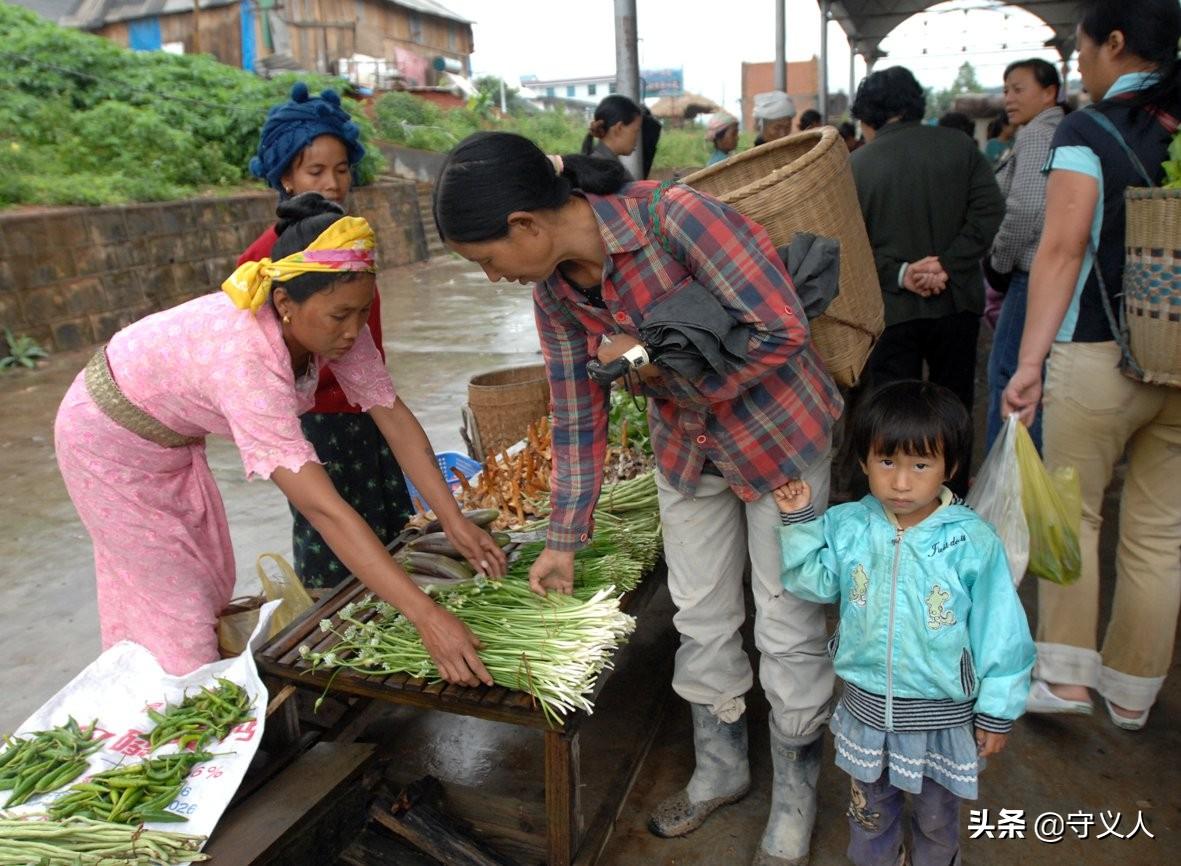 探秘古老民族之布朗山上的布朗族