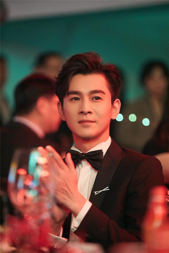 王丽坤与谁有过绯闻，与她前三任绯闻对象类型不同