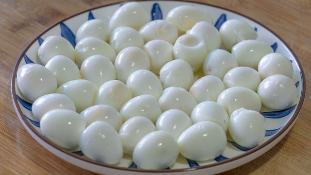 鹌鹑蛋是发物吗，属于发物的食物一览表（8种“增补食物”要多吃）