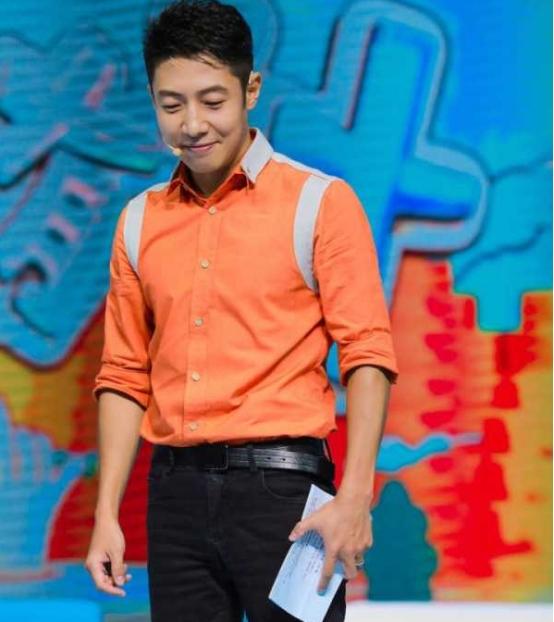 撒贝宁前妻是谁，撒贝宁前妻（背后5个女人皆成遗憾）