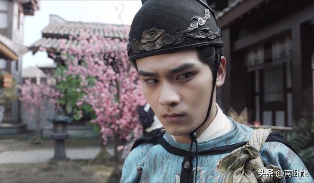 六扇门电视剧剧情介绍，六扇门电视剧百度百科（《六扇门之血手奇谭》上映）