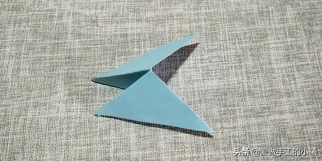 纸蝴蝶折叠步骤及方法，如何叠出漂亮的蝴蝶呢，纸蝴蝶折叠步骤及方法（八步就能完成的小蝴蝶折纸）
