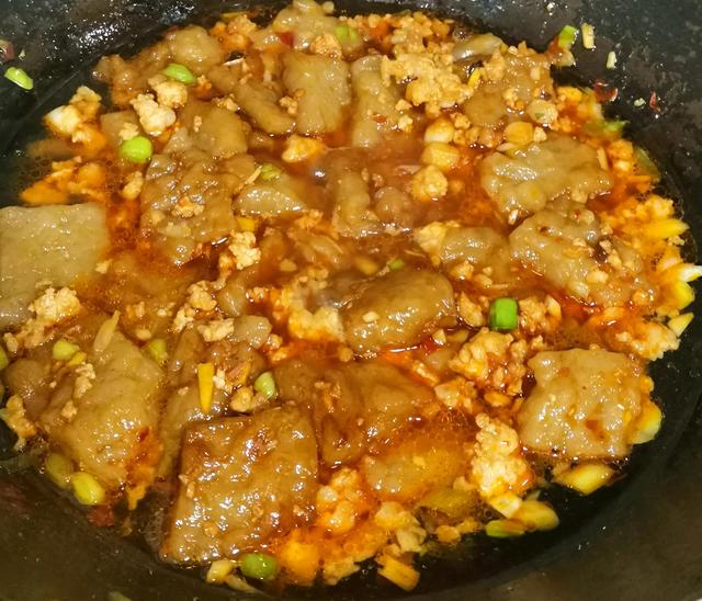 红薯粉怎么做好吃，炒红薯粉怎么做好吃（红薯粉的好吃做法）