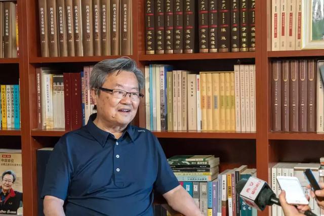 西安外事学院是几本，西安外事学院是几本录取分数线是多少（肖云儒：书籍帮我选择人生）