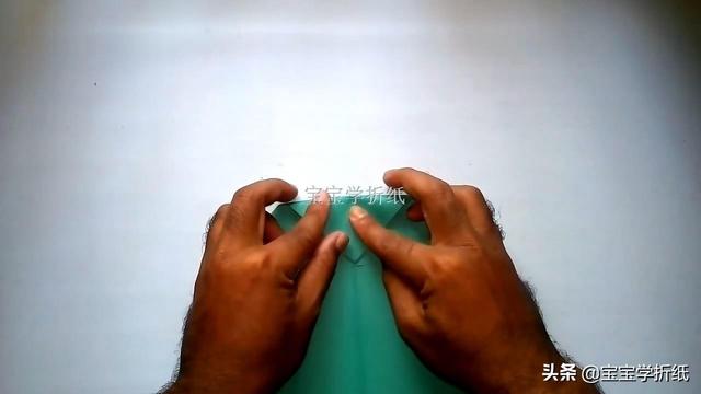 儿童手工折纸飞机，能飞很远的纸飞机（折纸飞机系列详细折纸步骤）