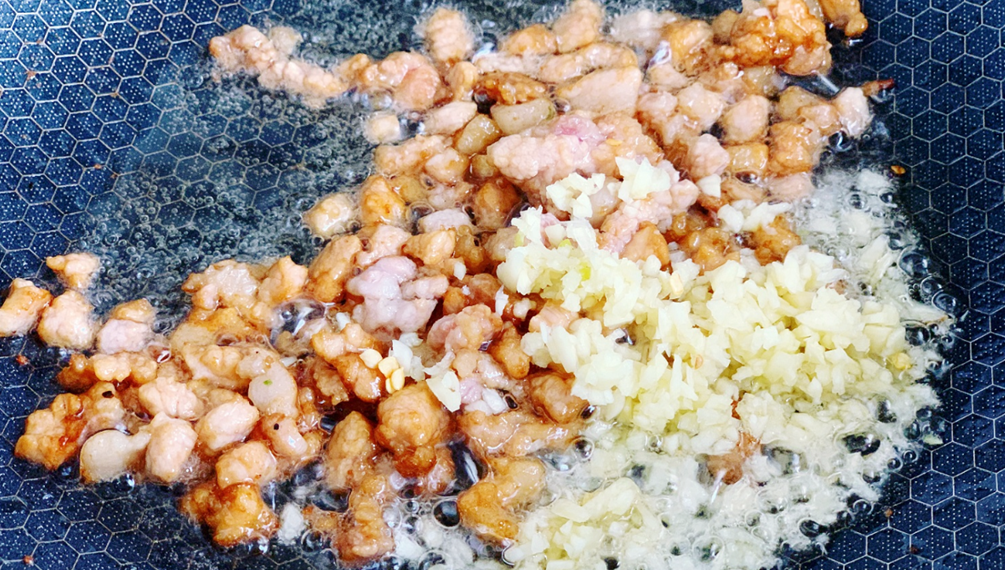 圖片[5]-【茄子打鹵面】做法步驟圖 面條爽滑勁道 做法簡單一鍋不夠吃-起舞食譜網