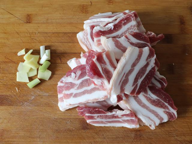 把子肉的做法，把子肉的做法及配料（入口即化的家常把子肉）