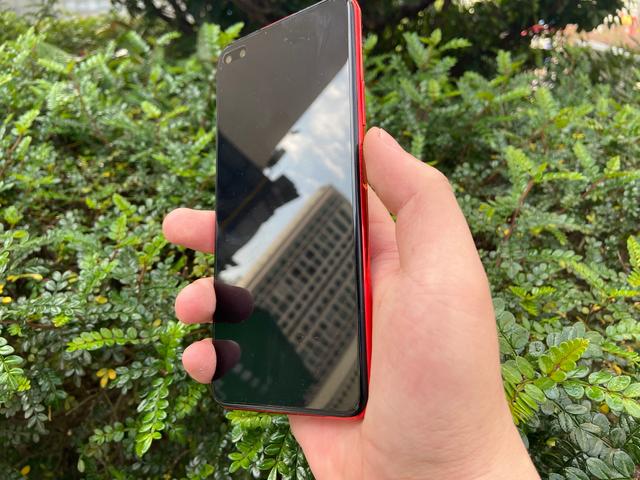 华为nova6，华为nova6全网通5g手机（拿它和荣耀V30比差价）
