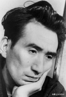 人间失格是不是一部经典，写满人性阴暗的《人间失格》为何70年后的今天依旧被奉为经典