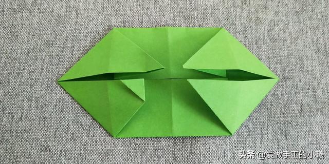 折青蛙怎么折简单又会跳，如何折会弹跳的青蛙（嘴巴会动的青蛙折纸）