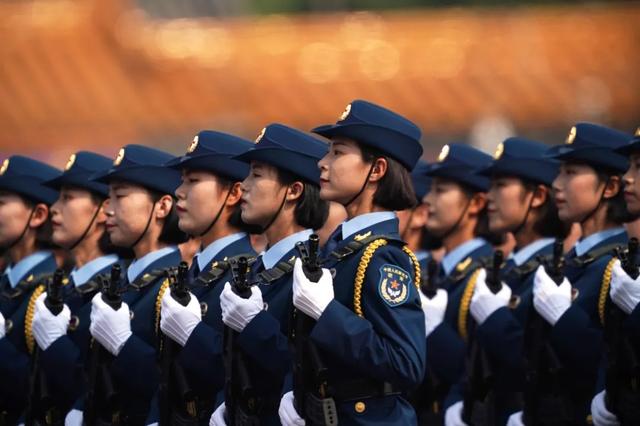 17年征兵什么时候开始，今年啥时候开始征兵（关于我军女兵征兵简史）