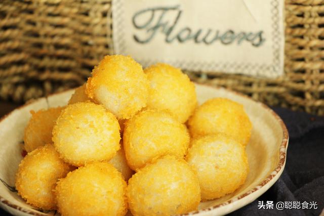 怎么做炸元宵，炸的元宵怎么做（直接下锅容易炸裂）