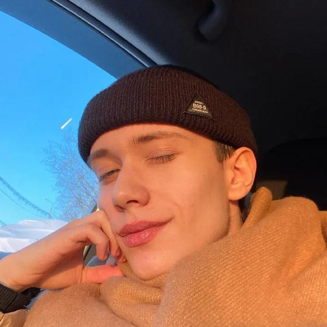 欧美风高冷炫酷男生头像微信，欧美风高冷炫酷男生头像（超酷的欧美头像来袭）