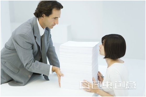 怎样避免职场冷暴力，如何应对职场冷暴力的绝招（职场冷暴力伤人不见血）