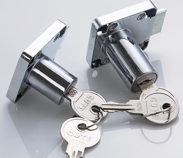 窗户锁有几种，纱窗锁都有几种（五金篇之“门窗五金”）