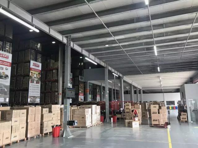 LoCoVPN,大型配送中心 LoCoVPN,大型配送中心