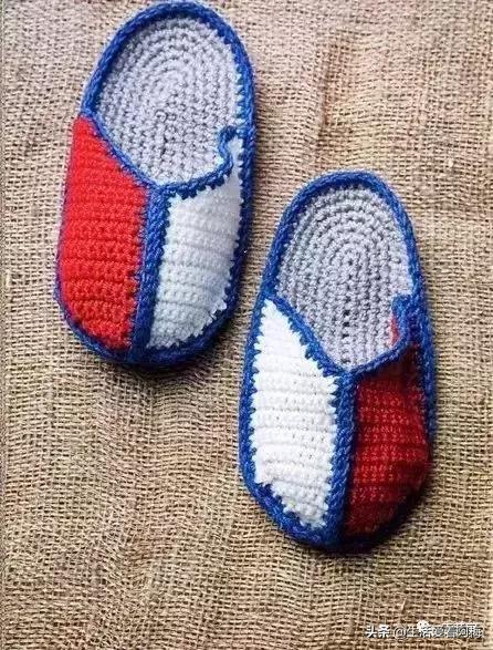 新手勾鞋子一步一步教，鞋子的钩法详解简单几步教会你（是时候为家人钩织地板拖了）