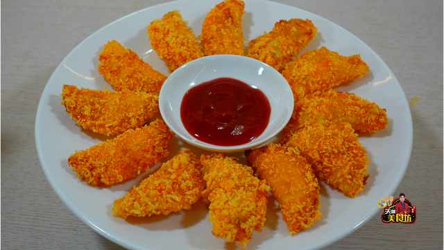 饺子皮包炸香蕉的做法，饺子皮包炸香蕉的做法窍门（没想到香蕉派用饺子皮也能做）