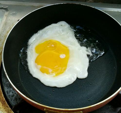 圖片[2]-【糖醋荷包蛋】做法步驟圖 酸甜可口 大人小孩都愛吃！-起舞食譜網(wǎng)