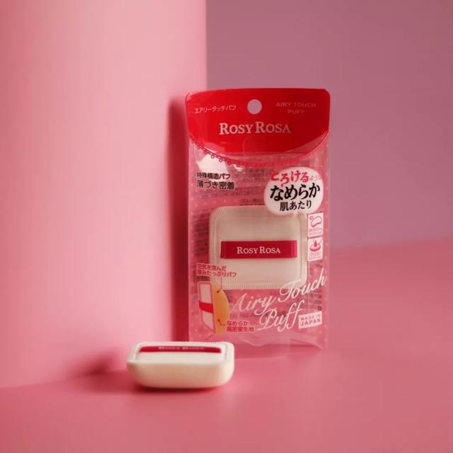 新粉扑的正确使用方法是什么，刚买的粉扑应该怎么用（一只“小小”的海绵粉扑居然有“百种”使用方法）