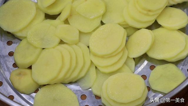 薯条的制作方法，薯条的制作方法之一（在家就能做出和肯德基一样的酥脆薯条）