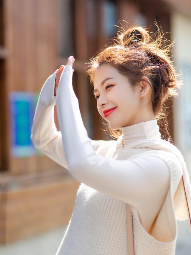 拍照造型怎么摆，拍照片怎么摆造型（摆对一个比一个漂亮）