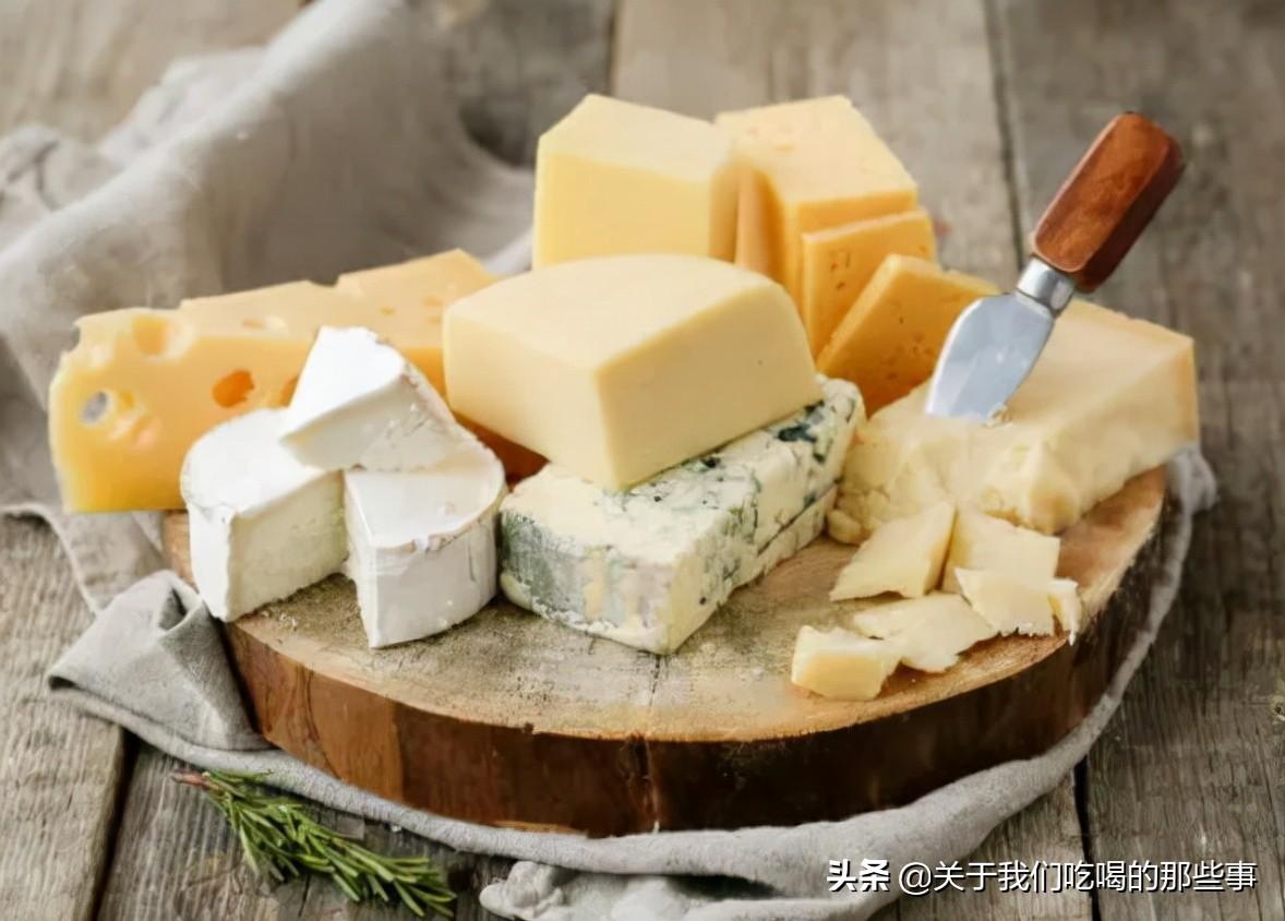 芝士是用什么做的，芝士是什么东西做出来的（西餐中的芝士是啥东西）